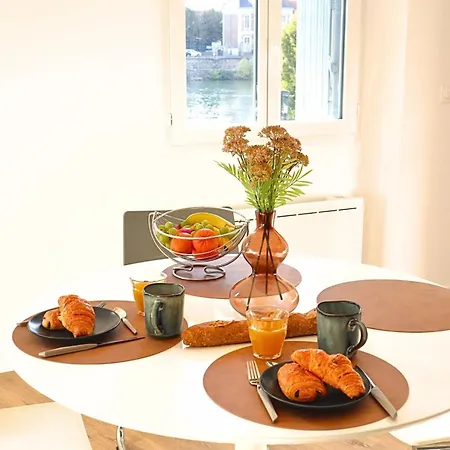 Loft Bord De Seine - Calme, Vue Degagee & Parking 아파트 코르베일에쏘네